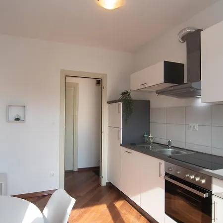 Apartament Nikolina